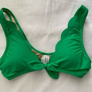 Cute, scalloped bikini top